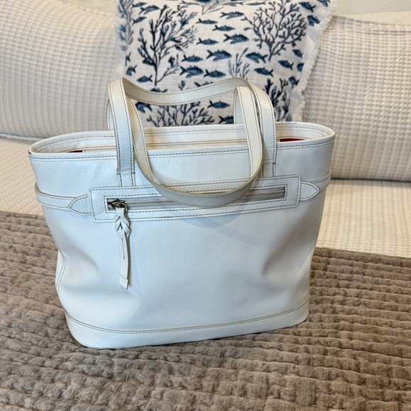 Dooney & Bourke White Tote Bag - Picture 3 of 9